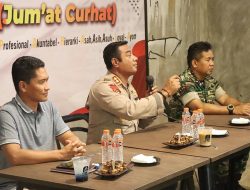 Warga Kecamatan Dusun Tengah Duduk Semeja Bersama Kapolres di Kafe Life