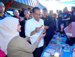 Pedagang di Pasar Cekkeng Bulukumba Senang Bertemu Presiden Jokowi