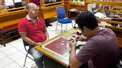 Pengedar di Ampah Kota Sembunyikan Sabu di Bawah Kulkas