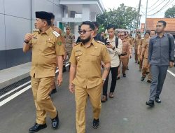 Bupati dan Wakil Bupati Barito Timur Evaluasi Kesiapan ASN dan Fasilitas Kantor di Hari Pertama Kerja