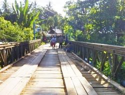 Dinas PUPR Perkim Barito Timur Perbaiki Sejumlah Jembatan Kayu untuk Tingkatkan Konektivitas