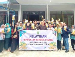 Pemdes Matabu Adakan Pelatihan Pembuatan Keripik Pisang untuk Pemberdayaan Ekonomi Keluarga