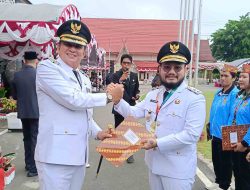 Peringatan HUT Ke-80 Kemerdekaan RI di Barito Timur Diwarnai Pemberian Penghargaan