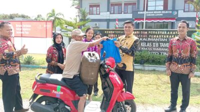 Rutan Tamiang Layang Bagikan Bahan Pokok, Wujud Nyata Kepedulian terhadap Warga Sekitar