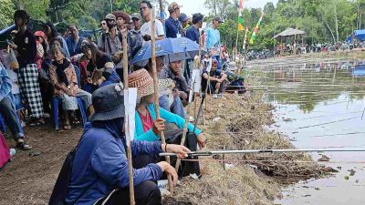 Festival Memancing Desa Sarapat Berlangsung Meriah
