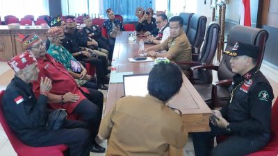 Sepuluh Damang Sepakat Dukung Sidang Adat Sengketa Ahli Waris Nertian Lenda dan PT MUTU