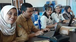 Diskominfosantik Barito Timur Latih Anggota KIM Ciptakan Konten Media Sosial
