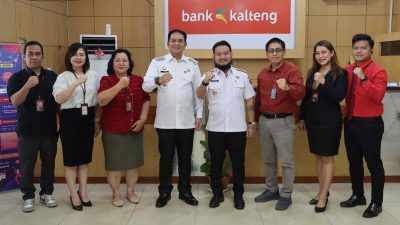 Bupati dan Wabup Barito Timur Tinjau Pelayanan Bank Kalteng Tamiang Layang