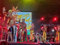 Atraksi Budaya Barito Timur Memukau di Balikpapan Fest 2025