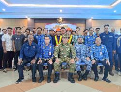 Bupati dan Wabup Barito Timur Resmi Lepas 28 Peserta Pelatihan Operator Alat Berat 2025