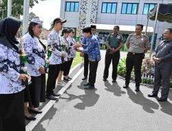 Pemkab Barito Timur Apresiasi Lima Pendidik Terbaik Lewat Penghargaan Guru Berprestasi 2025