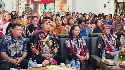 Pemkab Barito Timur Akhiri Safari Natal 2025 di GSJA Parakletos Tamiang Layang