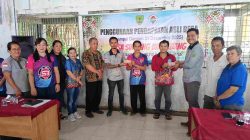 Pertama di Bartim, Pemdes Simpang Bingkuang Bagi-bagi PADes ke Seluruh Keluarga