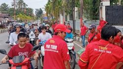 TBBR Bartim Tebar Kebaikan Ramadan, 500 Paket Takjil Dibagikan di Depan Kantor Bupati